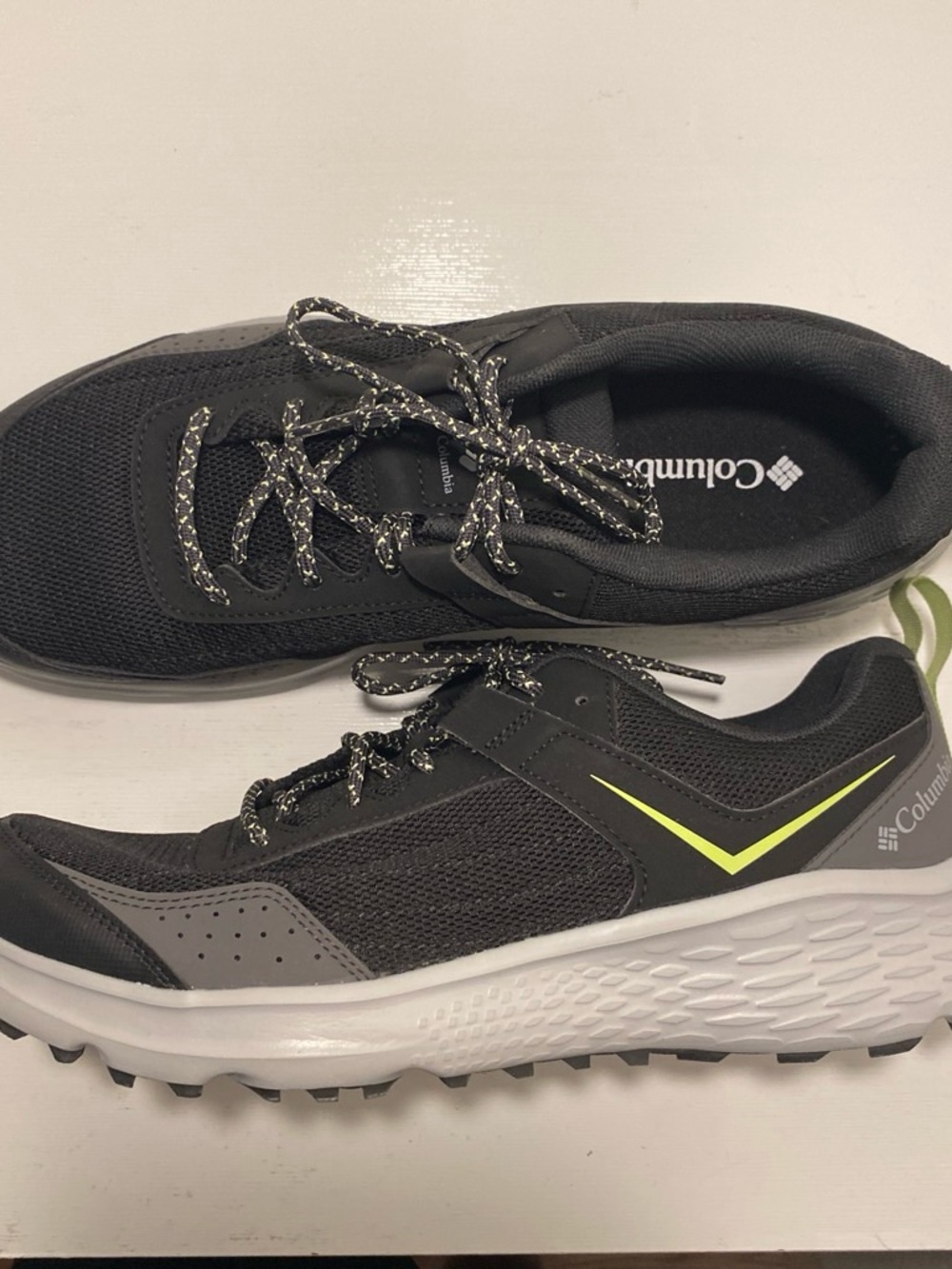Columbia Men's Black Athletic Trail Shoes with Neon Yellow Accent